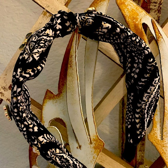 Handmade Headband - Picture 5 of 8